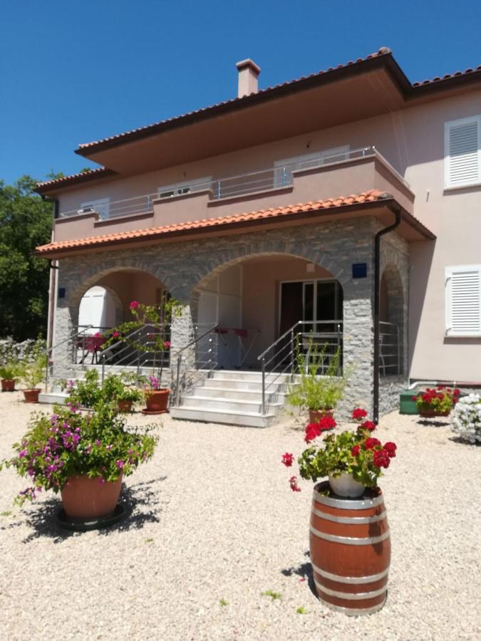Apartament Stela Pinezići Zewnętrze zdjęcie
