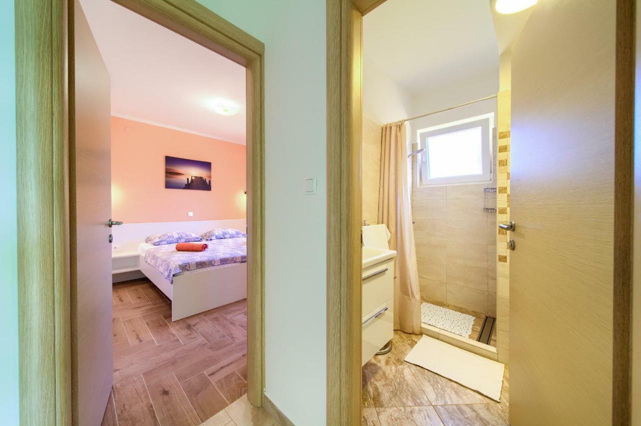 Apartament Stela Pinezići Zewnętrze zdjęcie