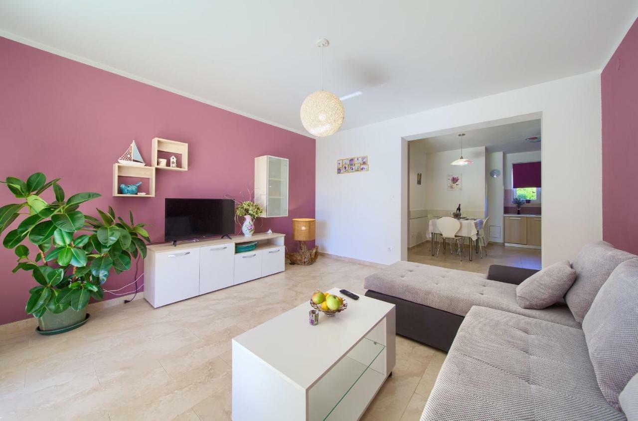 Apartament Stela Pinezići Zewnętrze zdjęcie