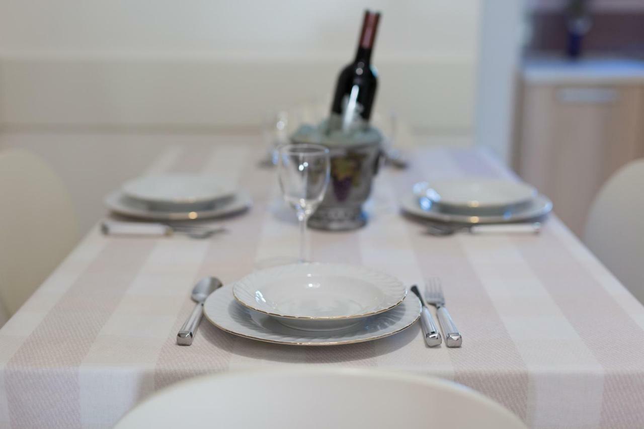 Apartament Stela Pinezići Zewnętrze zdjęcie